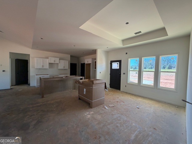 226 Robert Williams Road Pine Mountain, GA 31822 - Photo 11 of 34 a large living room with a large window