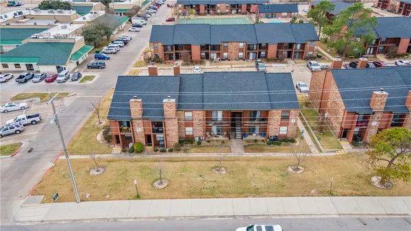 $139,000 | 904 University Oaks Boulevard, Unit 73, College Station, TX 77840