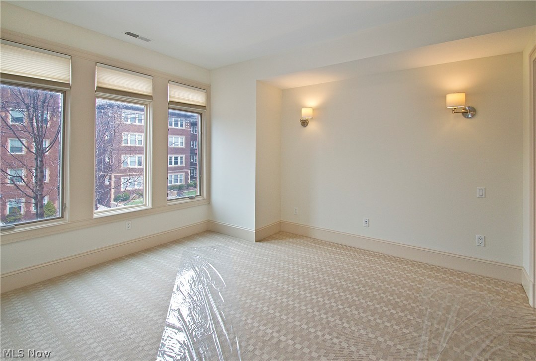 12482 Cedar Road, Unit 13 Cleveland, OH 44106 - Photo 17 of 24 Gallery Image 17