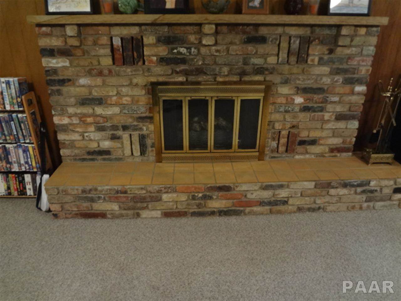 527 West Timber Ridge Drive Peoria, IL 61615 - Photo 13 of 25 Gallery Image 13