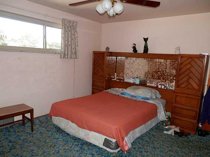 5248 Curry Road Baldwin, PA 15236 - Photo 9 of 19 Master Bedroom.