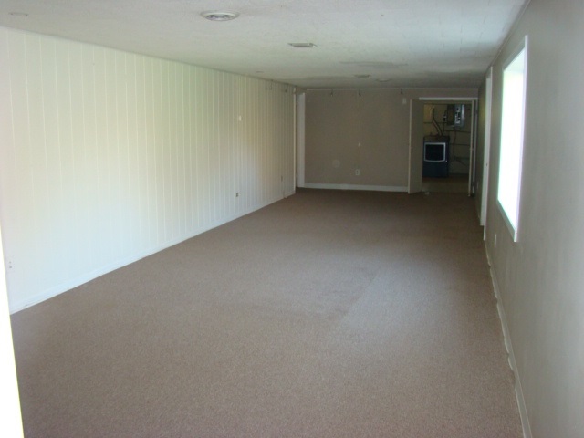 2415 North Headley Road Bloomington, IN 47408 - Photo 20 of 25
