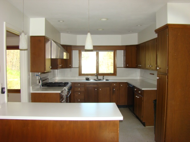 2415 North Headley Road Bloomington, IN 47408 - Photo 8 of 25