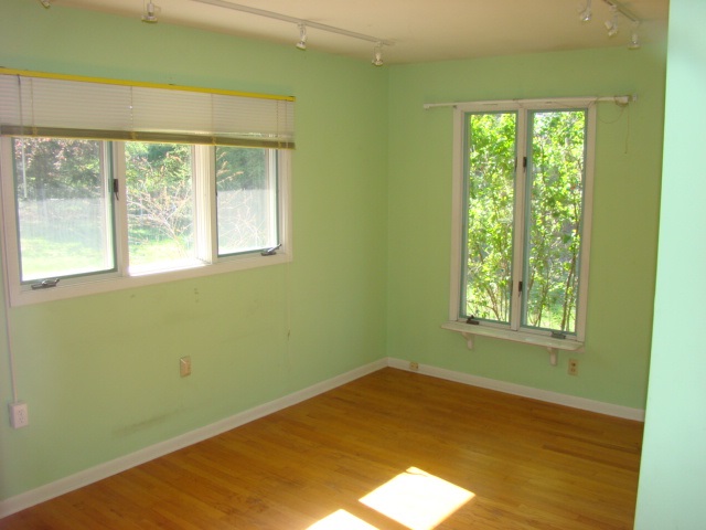 2415 North Headley Road Bloomington, IN 47408 - Photo 9 of 25