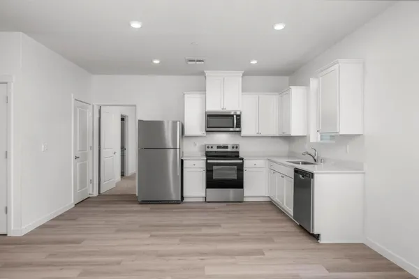 $431,900 | 2203 Woods Drive, Linda, CA 95901