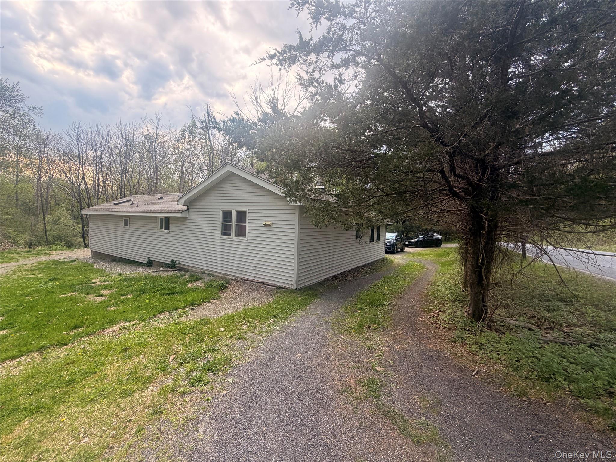 157 White Bridge Road Middletown, NY 10940 - Photo 2 of 11