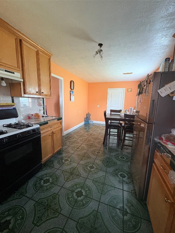 13013 Breezeway Street Houston, TX 77037 - Photo 6 of 18