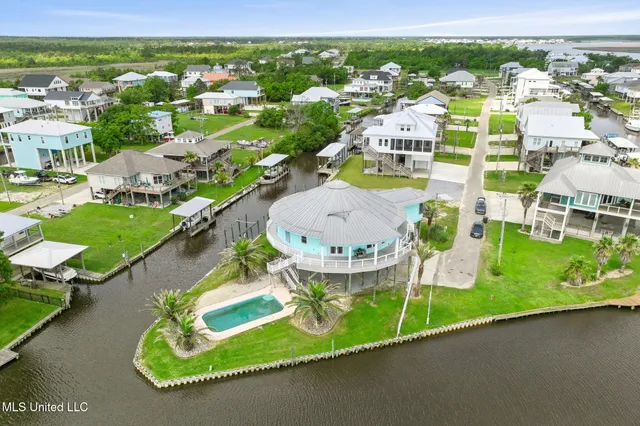 $975,000 | 141 Janelle Drive, Bay St. Louis, MS 39520