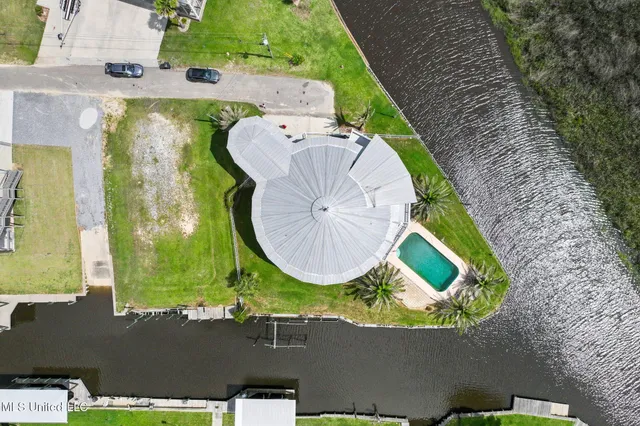 $975,000 | 141 Janelle Drive, Bay St. Louis, MS 39520