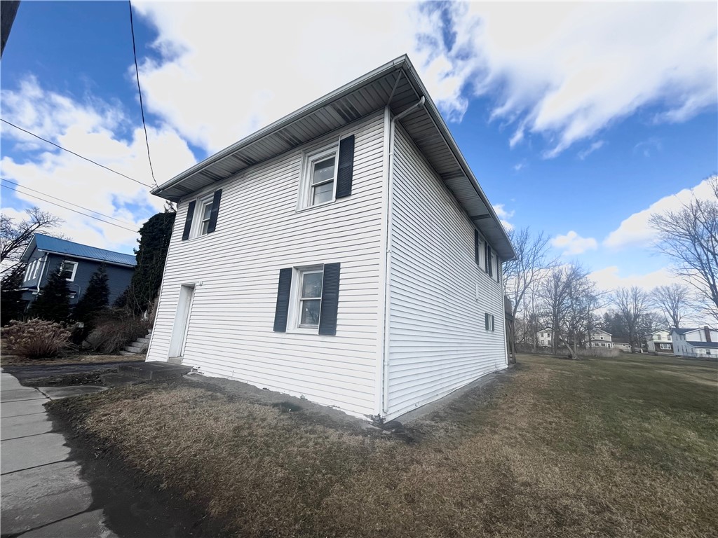 231 East Main Street Waterloo, NY 13165 - Photo 2 of 15