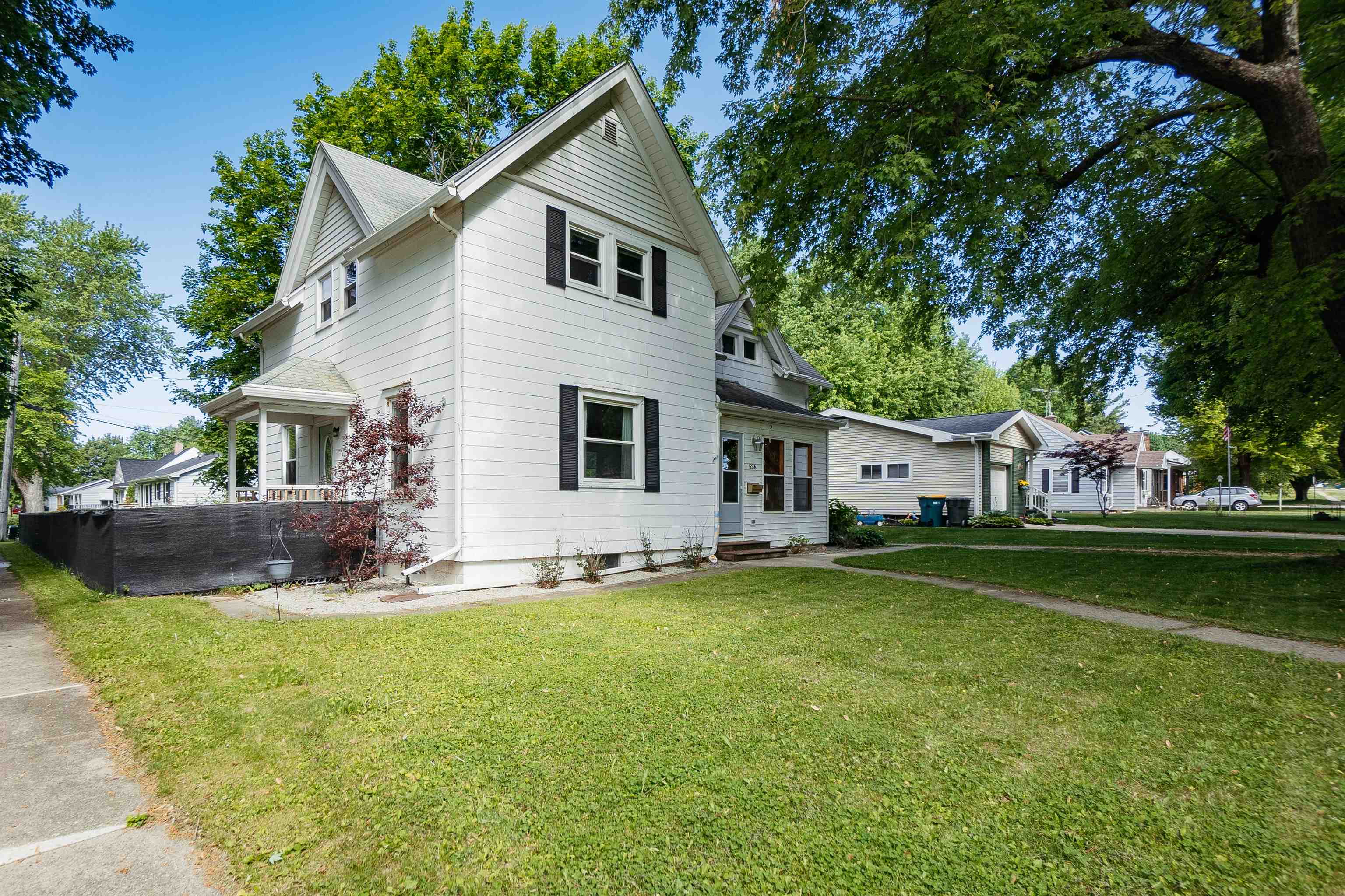 536 Eureka Street Ripon, WI 54971 - Photo 2 of 32