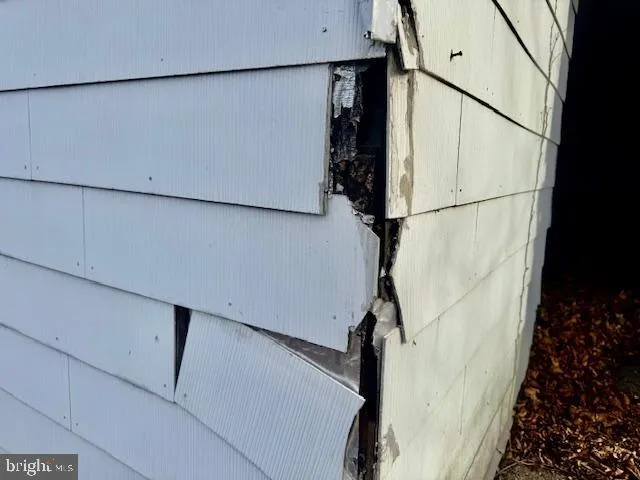 $30,000 | 20 Bull Run Street, Coaldale, PA 18218