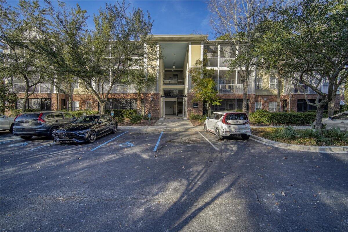 2021 Basildon Road, Unit 2021 Mount Pleasant, SC 29466 - Photo 2 of 34 11-2021 Basildon Rd-11