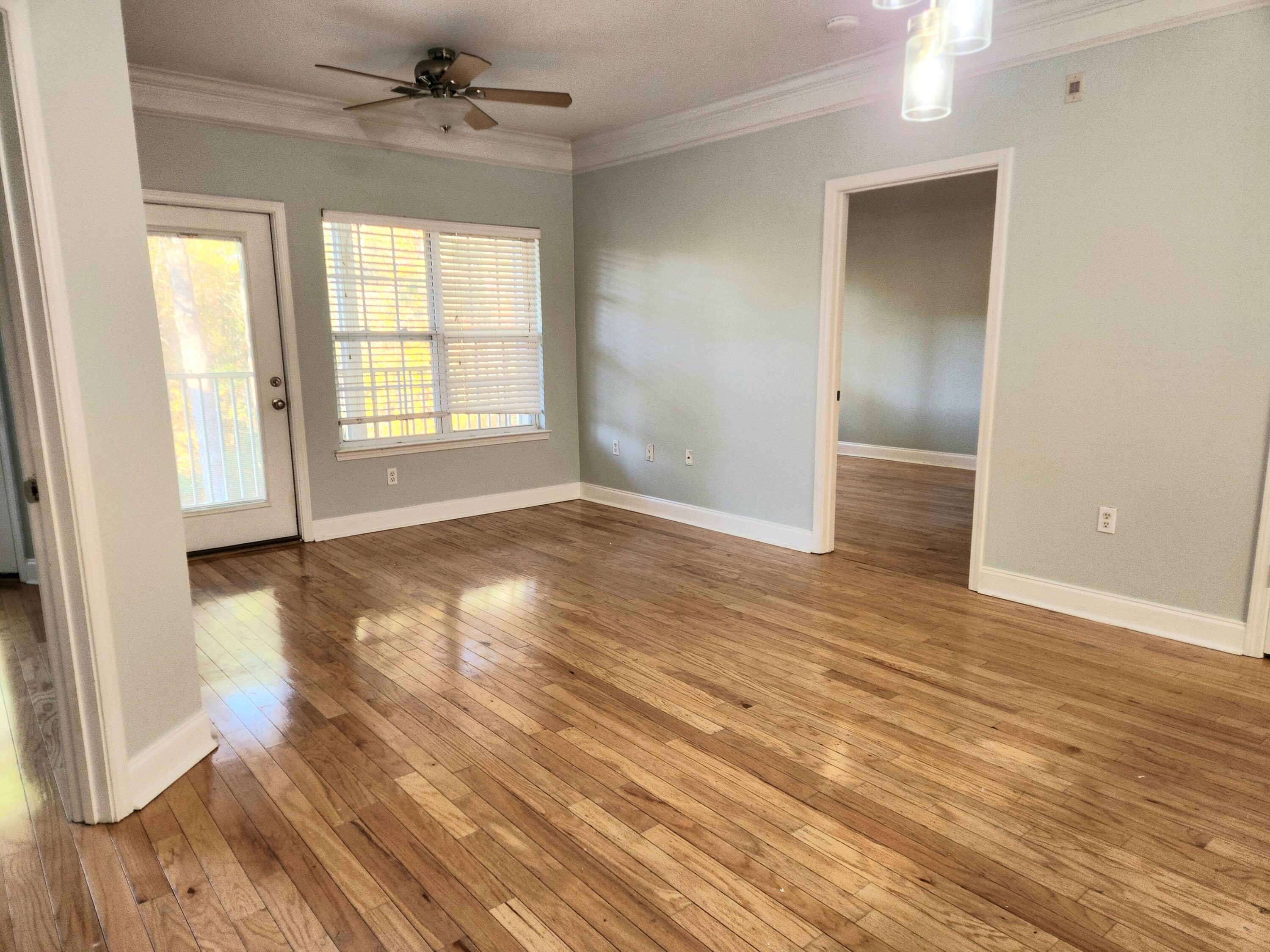 2021 Basildon Road, Unit 2021 Mount Pleasant, SC 29466 - Photo 5 of 22 20251213_154345