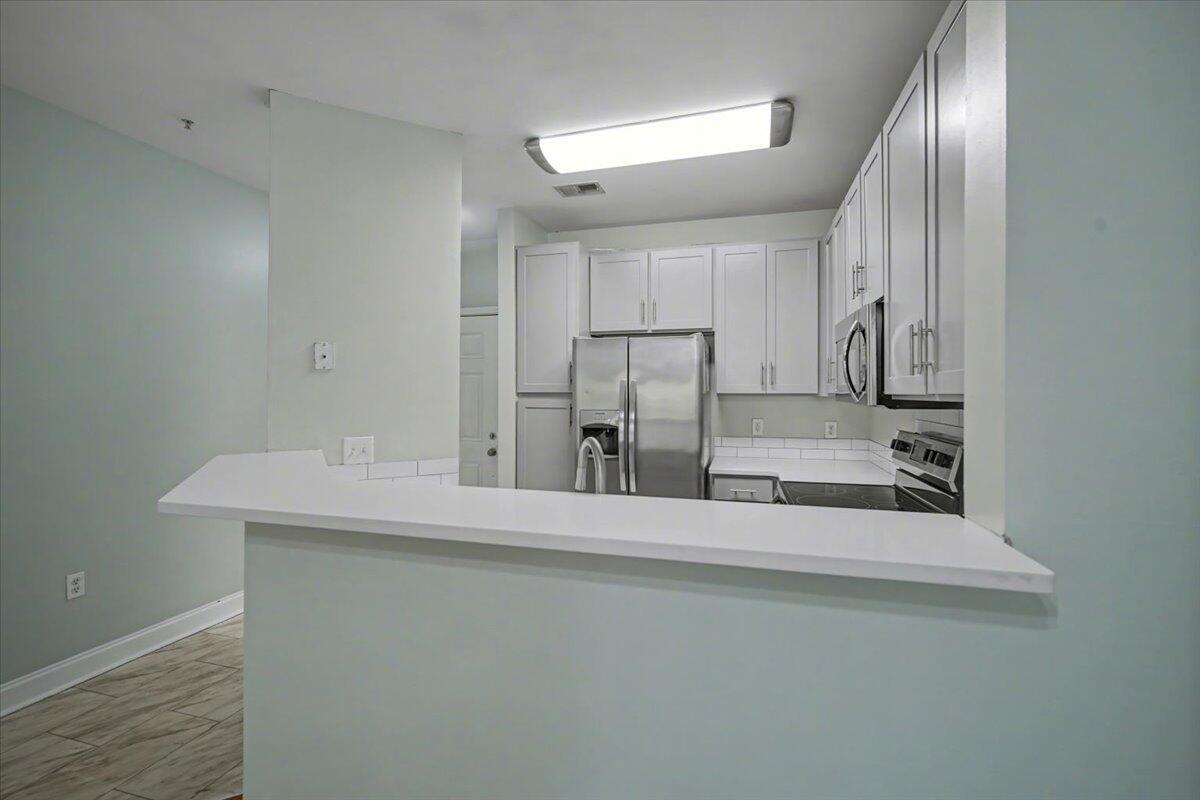 2021 Basildon Road, Unit 2021 Mount Pleasant, SC 29466 - Photo 10 of 34 30-2021 Basildon Road-9