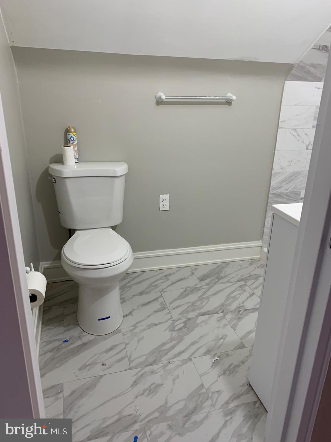 4316 Bridgeboro Road Moorestown, NJ 08057 - Photo 22 of 48 2nd Floor Master Bathroom