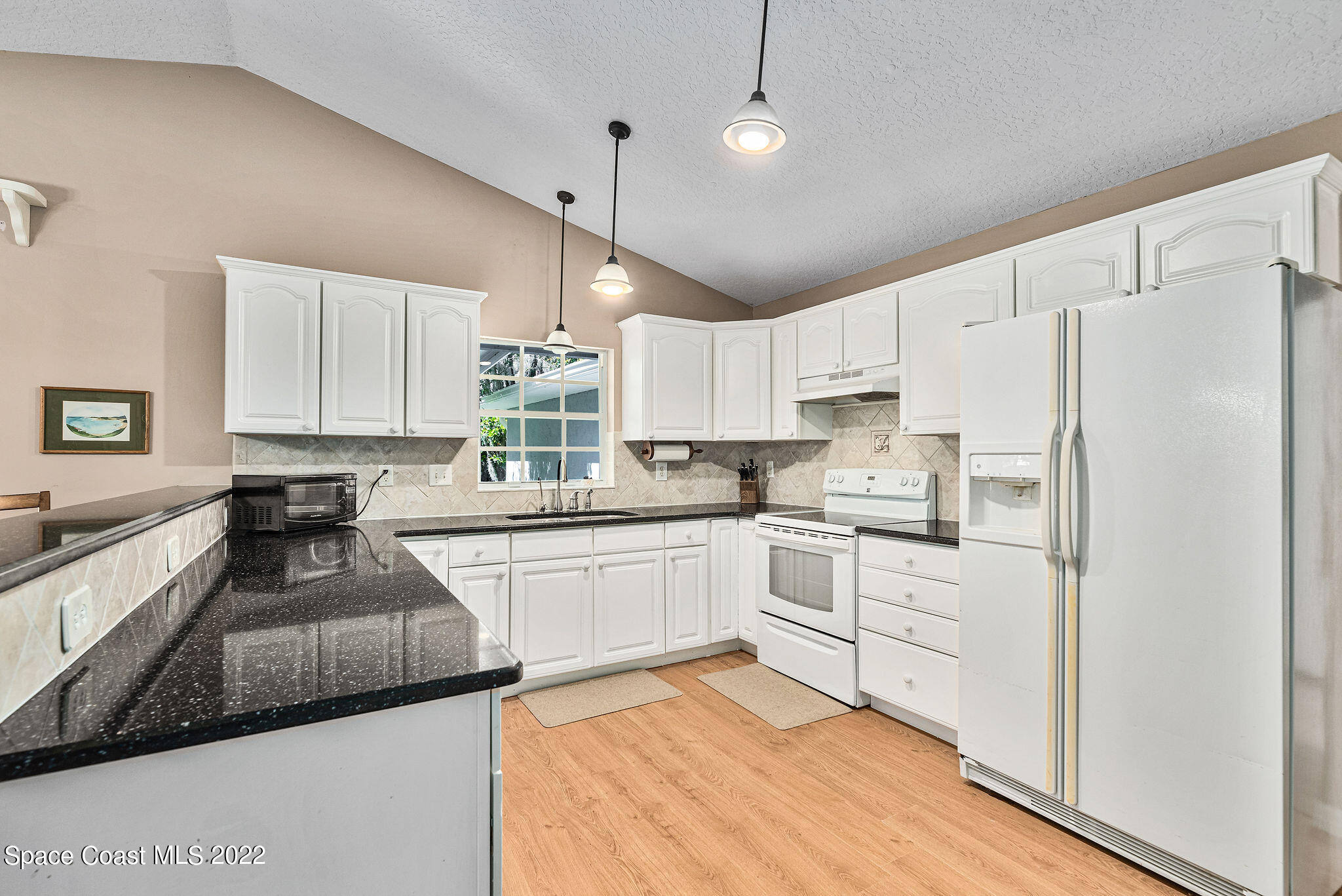 5200 Mar-Lin Woods Road Mims, FL 32754 - Photo 12 of 40 Kitchen