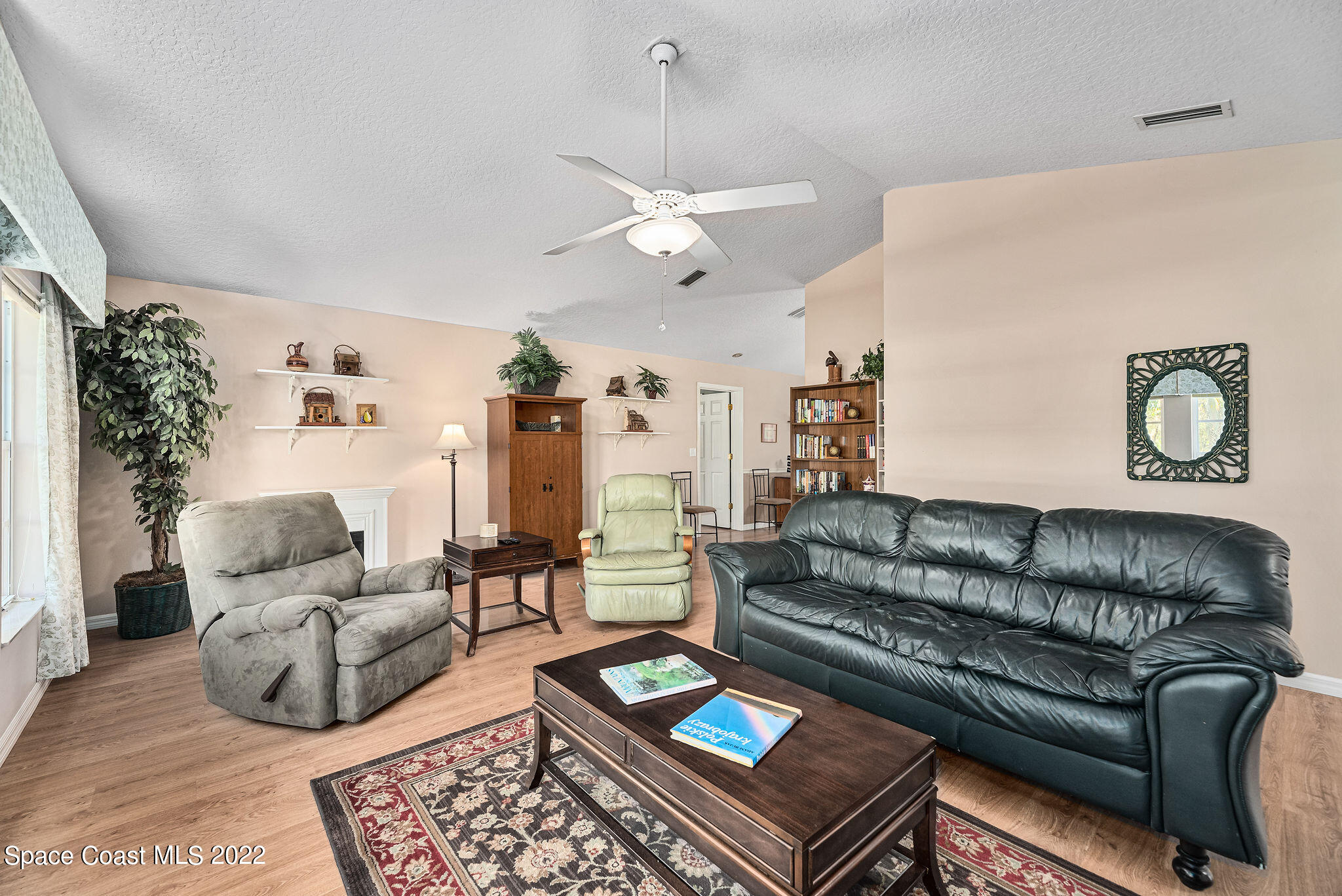 5200 Mar-Lin Woods Road Mims, FL 32754 - Photo 7 of 40 Living Room