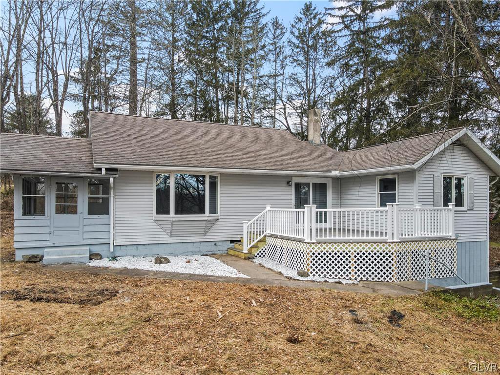 1418 Mazzetti Road Stroudsburg, PA 18360 - Photo 4 of 50 Gallery Image 4