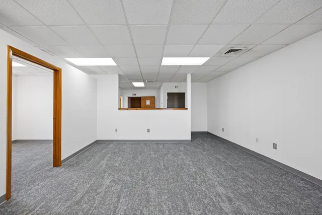 $1,300 | 670 Newfield Street, Unit D, Middletown, CT 06457