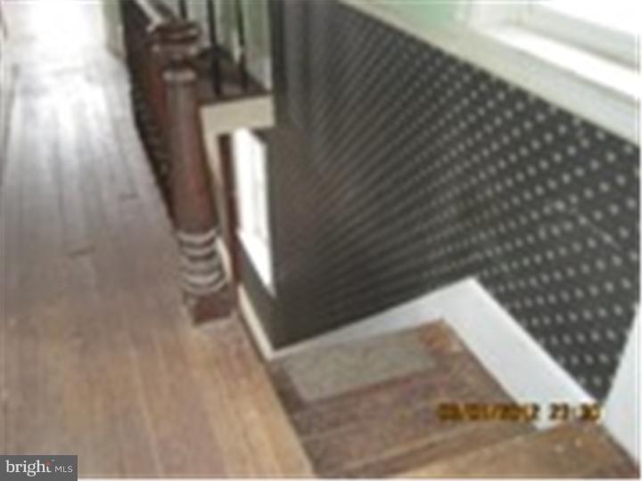 145 Ridge Road Telford, PA 18969 - Photo 15 of 25 Hallway
