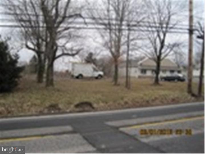 145 Ridge Road Telford, PA 18969 - Photo 6 of 25 View