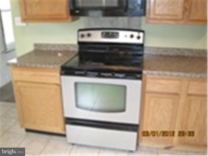 145 Ridge Road Telford, PA 18969 - Photo 7 of 25 Kitchen