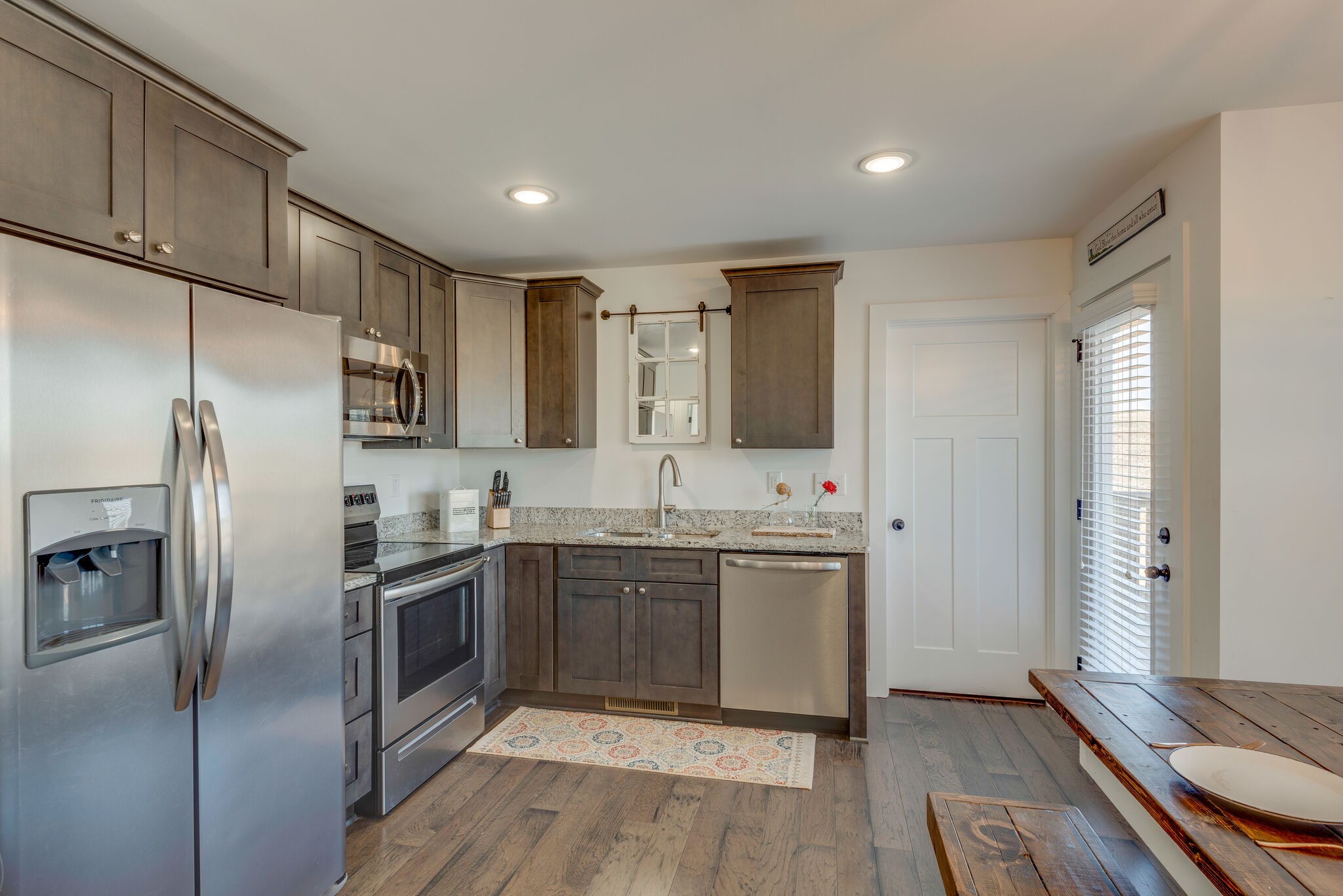 881 Hooper Road Charlotte, TN 37036 - Photo 12 of 29 Gallery Image 12