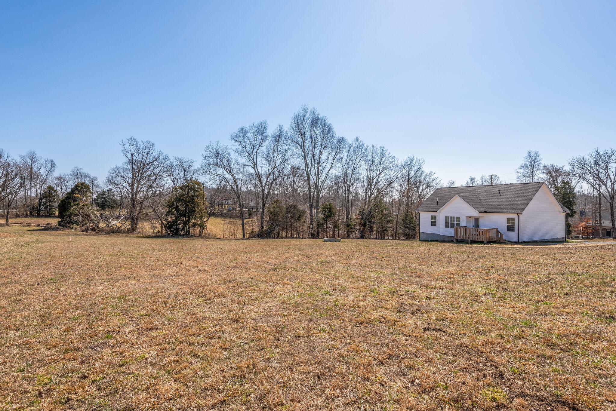 881 Hooper Road Charlotte, TN 37036 - Photo 28 of 29 Gallery Image 28