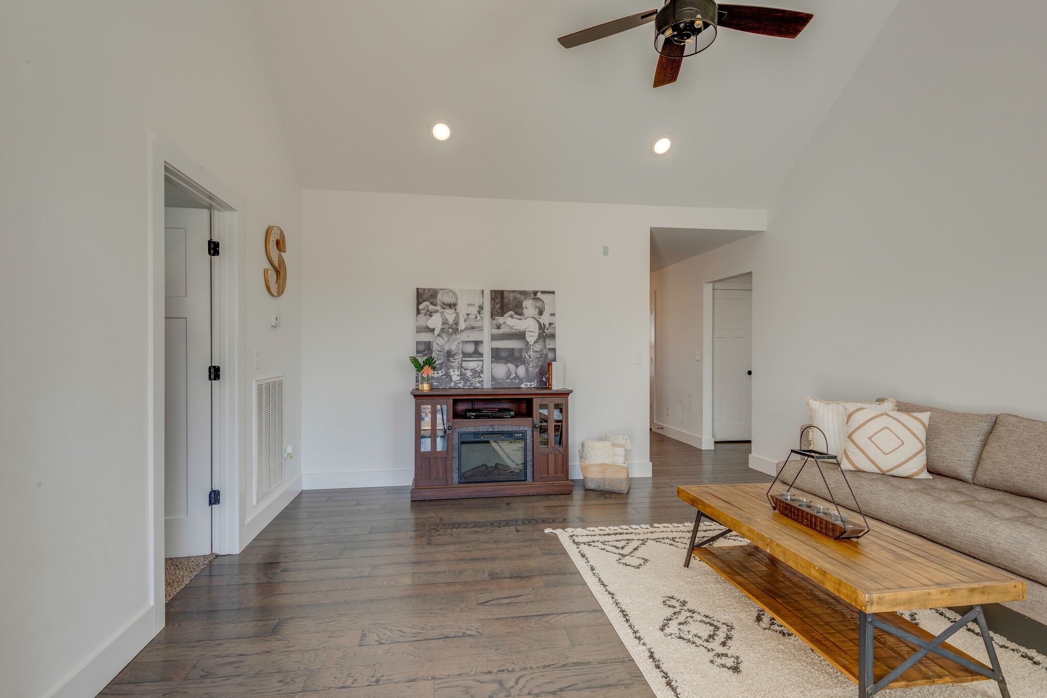 881 Hooper Road Charlotte, TN 37036 - Photo 7 of 29 Gallery Image 7