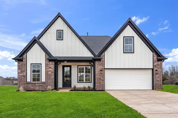 $365,900 | 155 Summer Rose Lane, Somerville, TN 38068