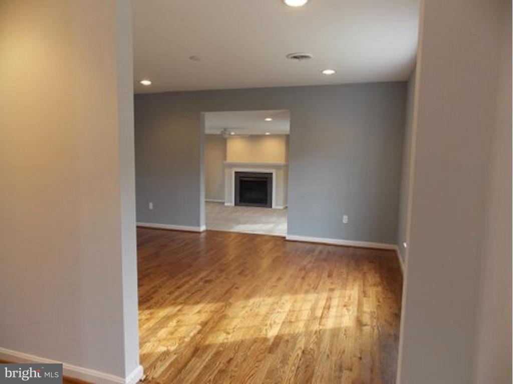 202 Calvert Court Stevensville, MD 21666 - Photo 6 of 30 View of Dining and Family Room from Foyer