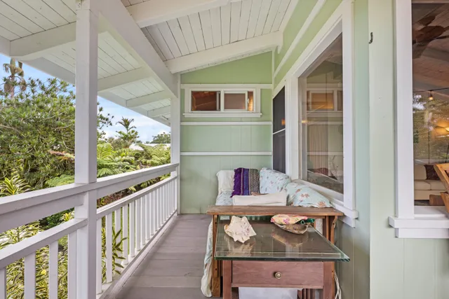 $699,000 | 595 West Kawailani Street, Hilo, HI 96720