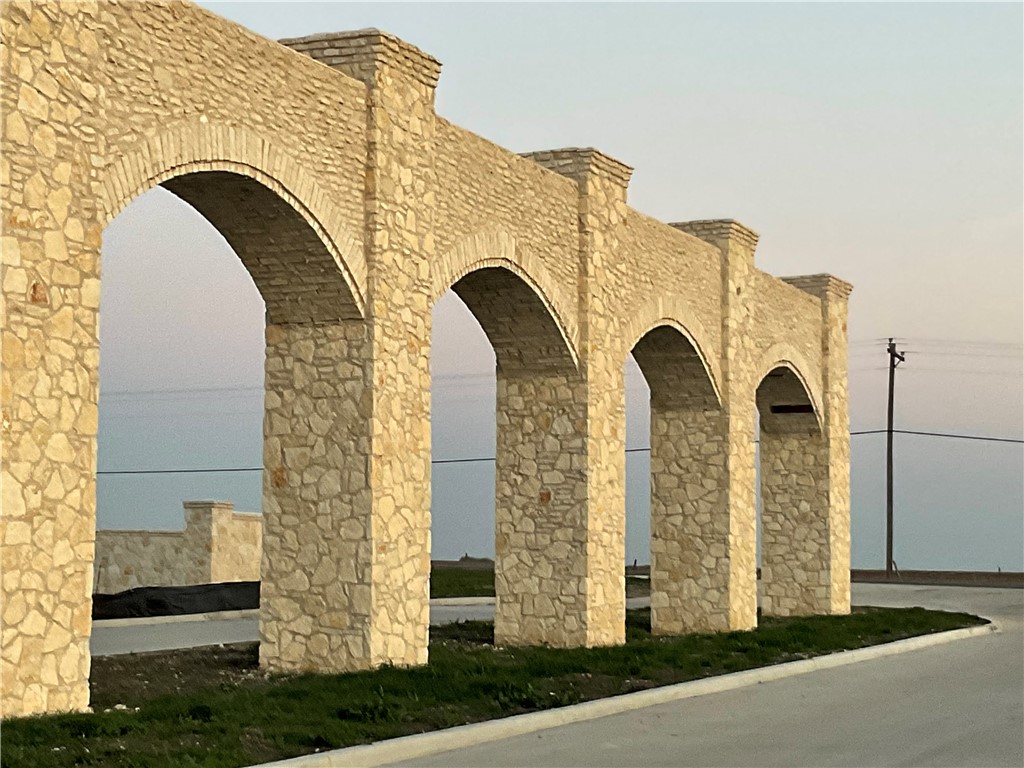 129 Sunflower Street Lorena, TX 76655 - Photo 2 of 43