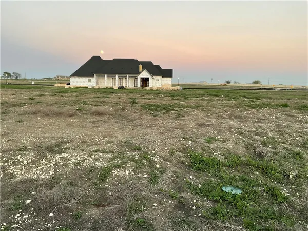 $184,000 | 129 Sunflower Street, Lorena, TX 76655