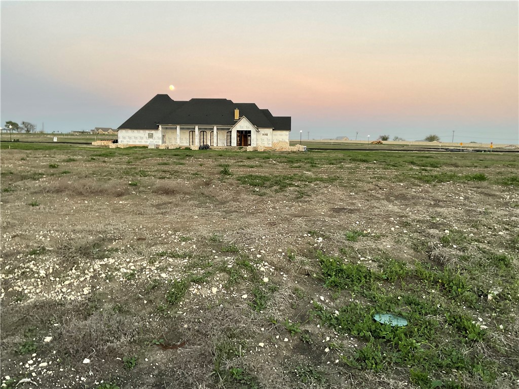 129 Sunflower Street Lorena, TX 76655 - Photo 6 of 43