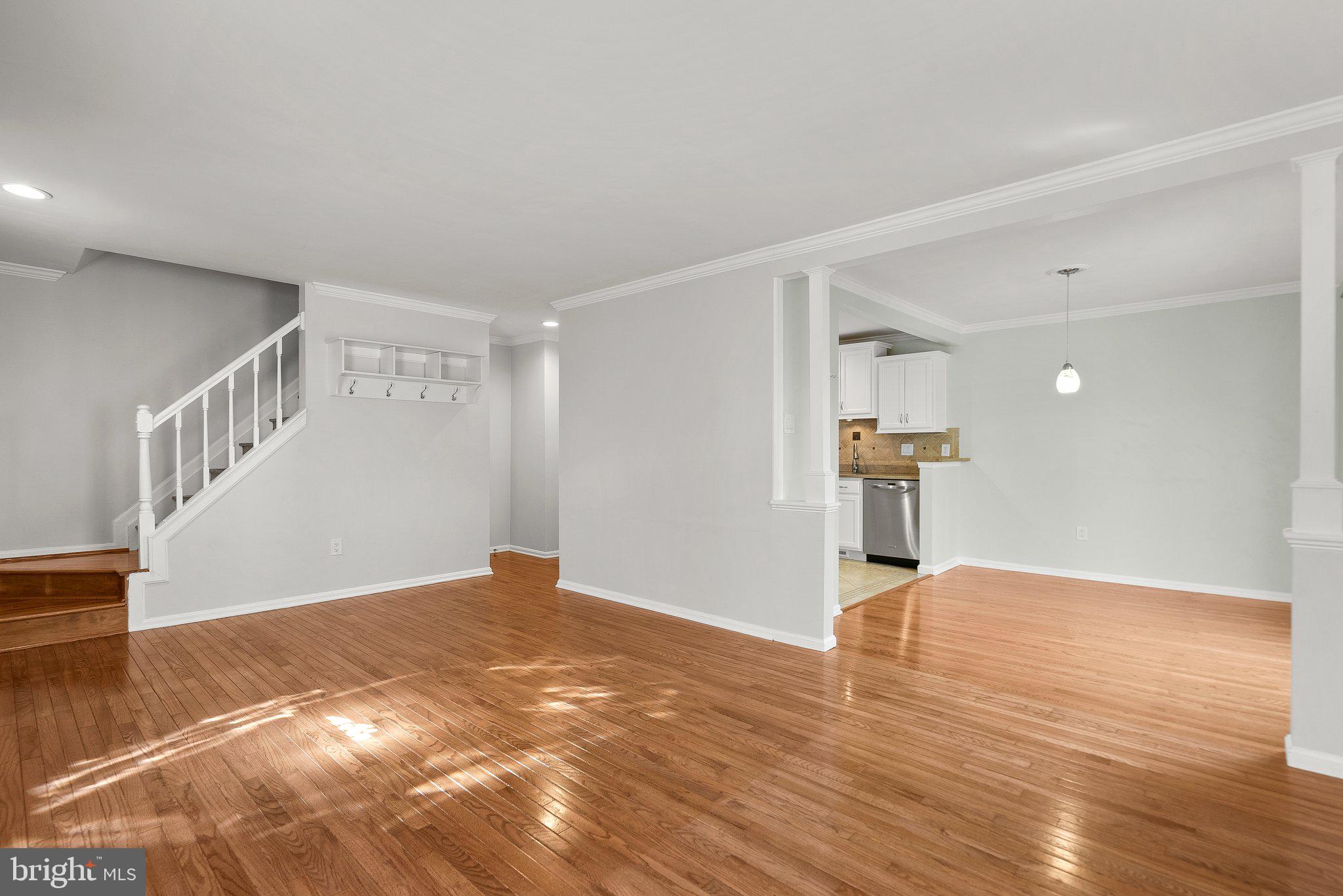 21 Valleyfield Court Silver Spring, MD 20906 - Photo 7 of 34