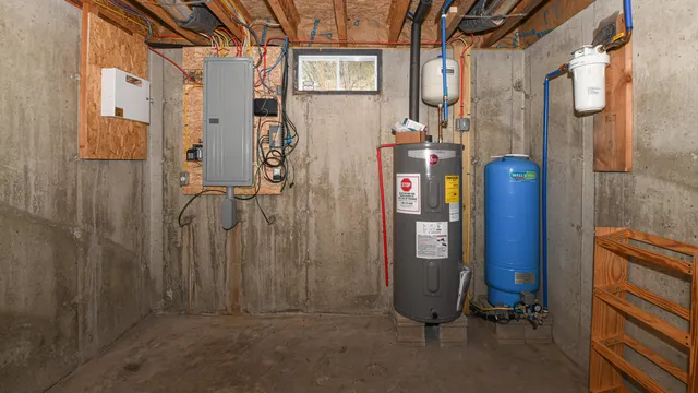 $774,900 | 38 Foxboro Road, Lovell, ME 04051