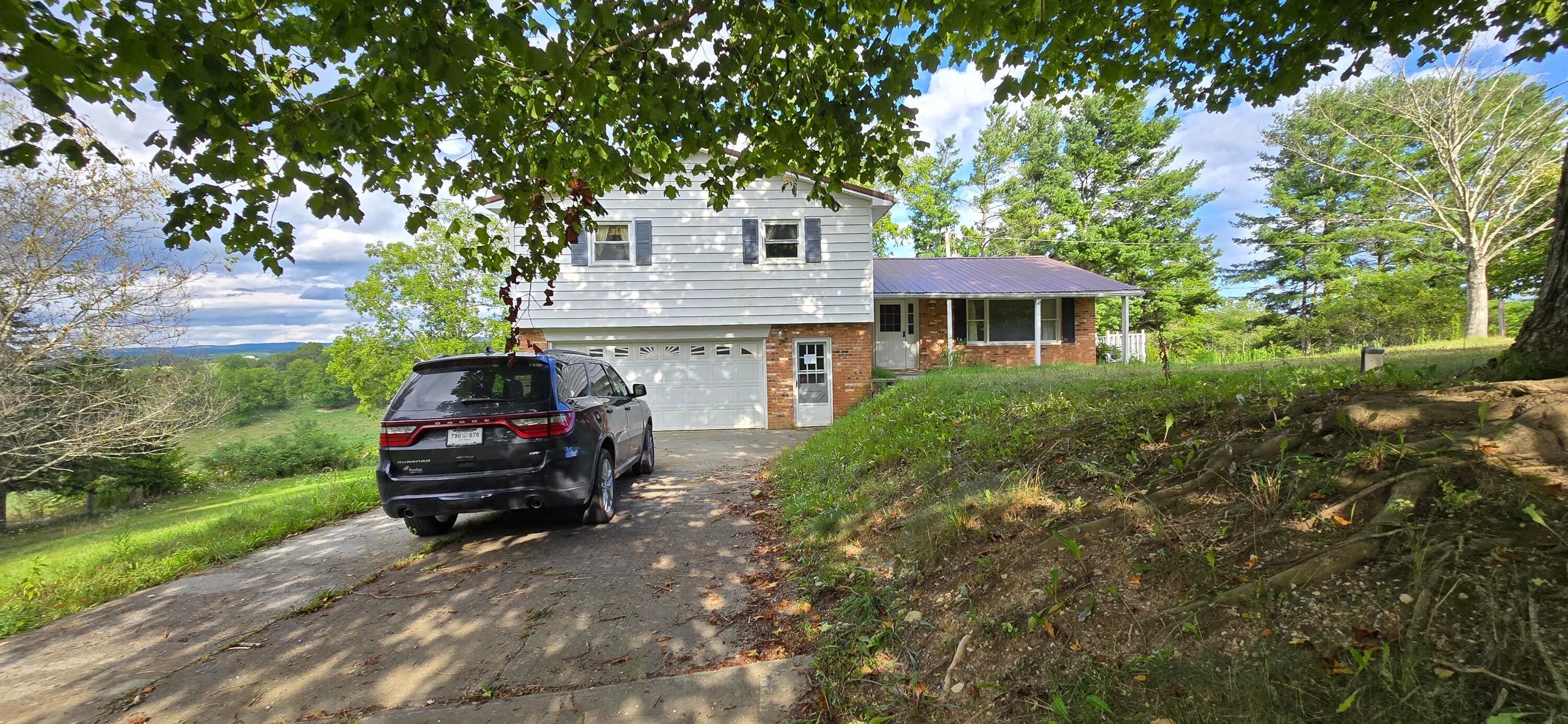 107 Boggs Road Frankford, WV 24938 - Photo 4 of 30 Gallery Image 4