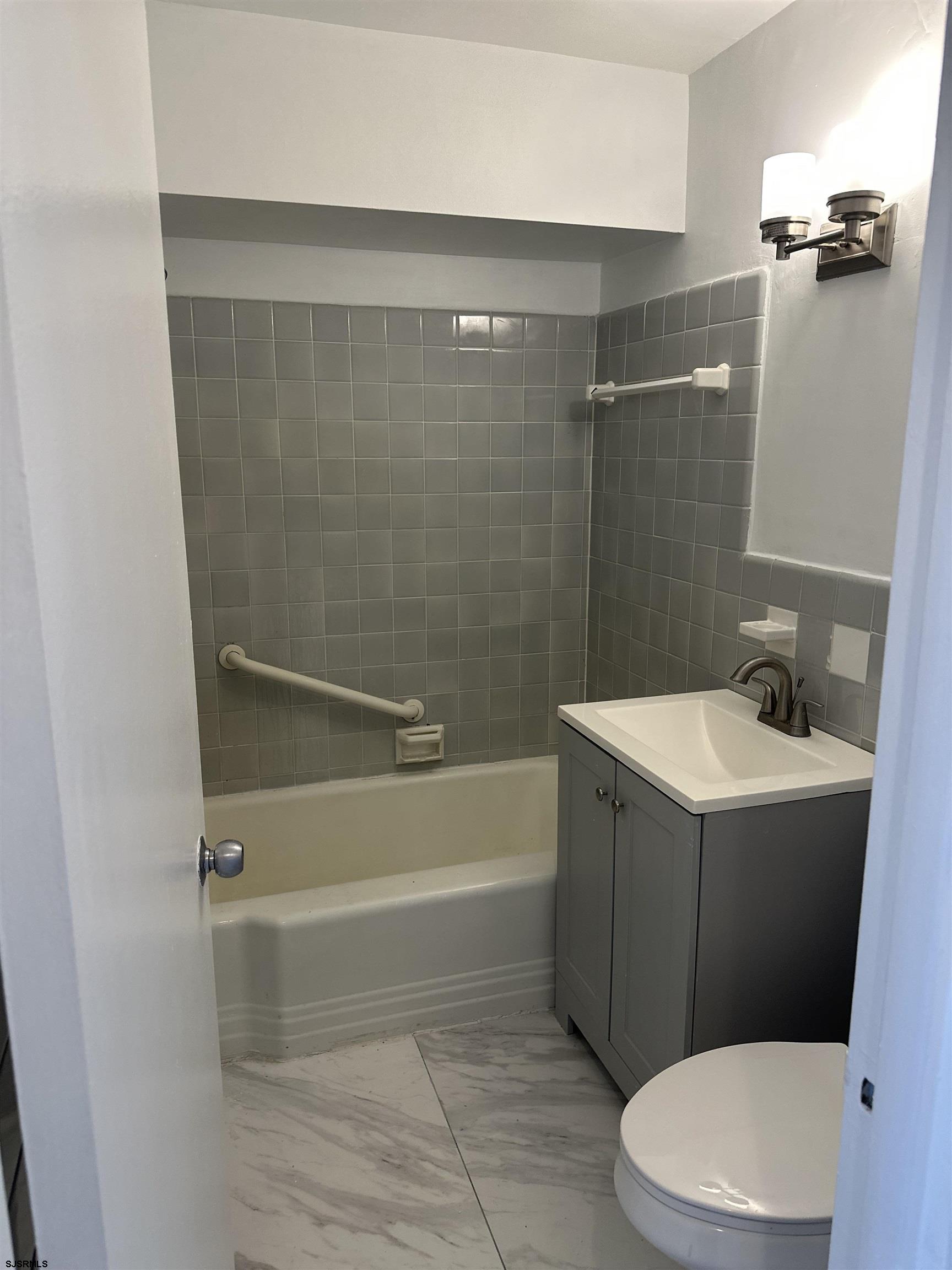 101 South Raleigh Avenue, Unit 209 Atlantic City, NJ 08401 - Photo 8 of 13