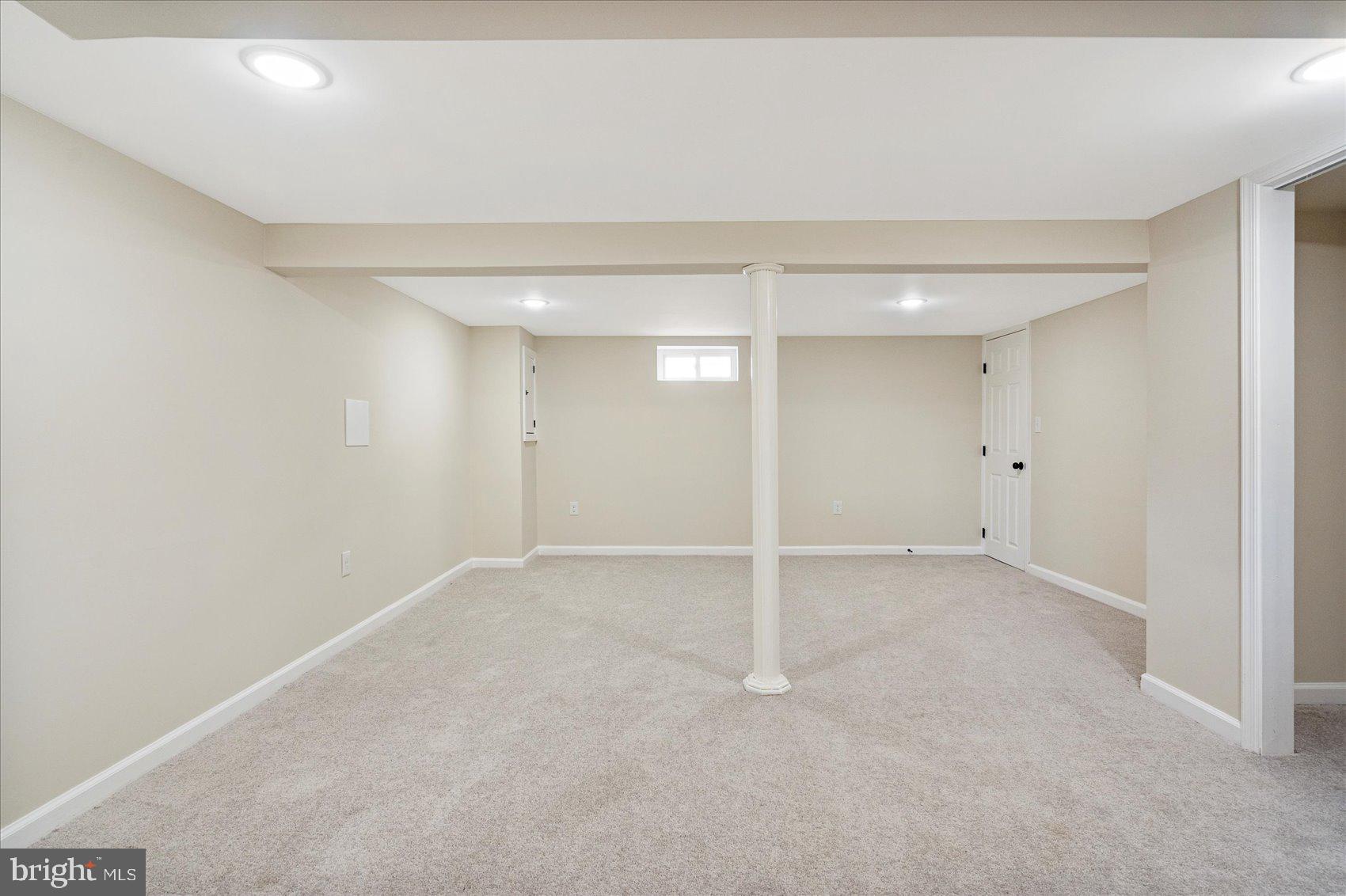 405 Margaret Avenue Baltimore, MD 21221 - Photo 29 of 38 a view of an empty room