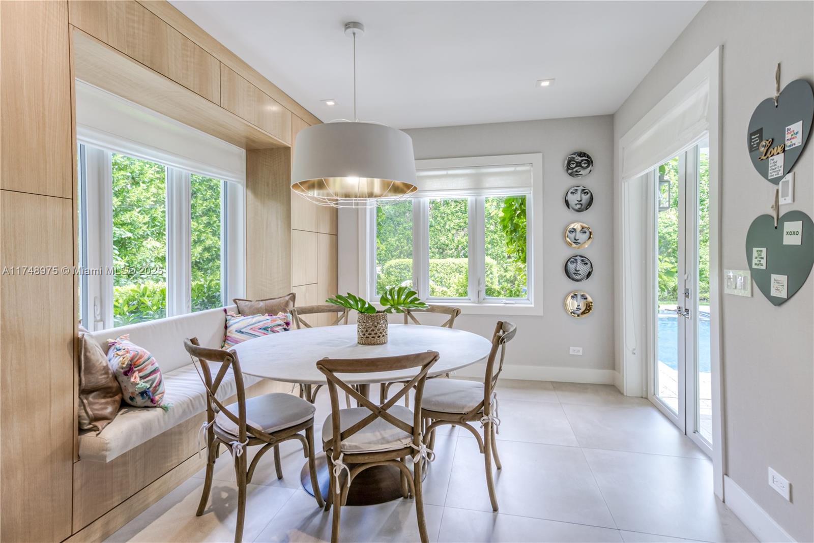 907 Jeronimo Drive Coral Gables, FL 33146 - Photo 18 of 64