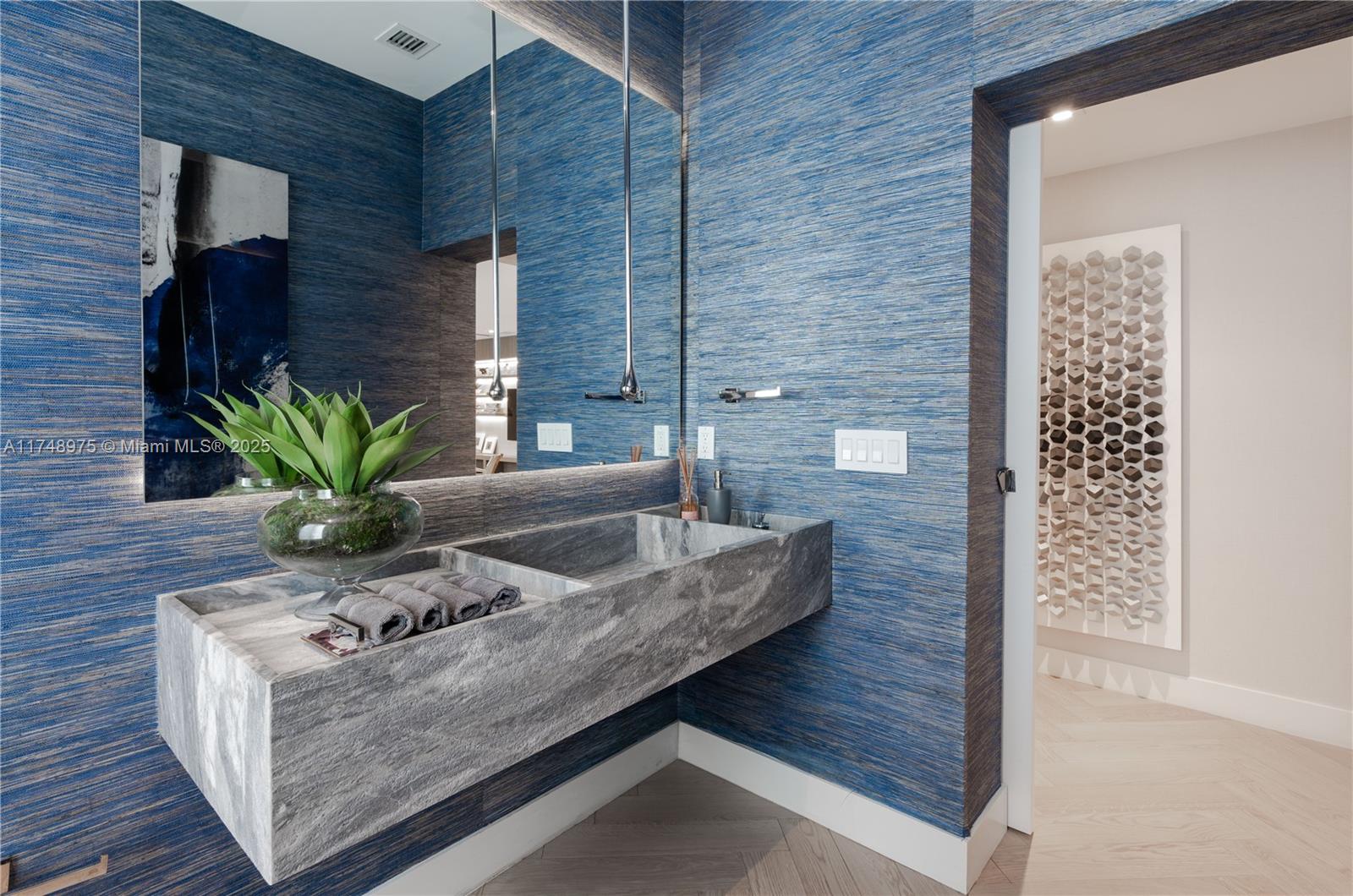 907 Jeronimo Drive Coral Gables, FL 33146 - Photo 20 of 64