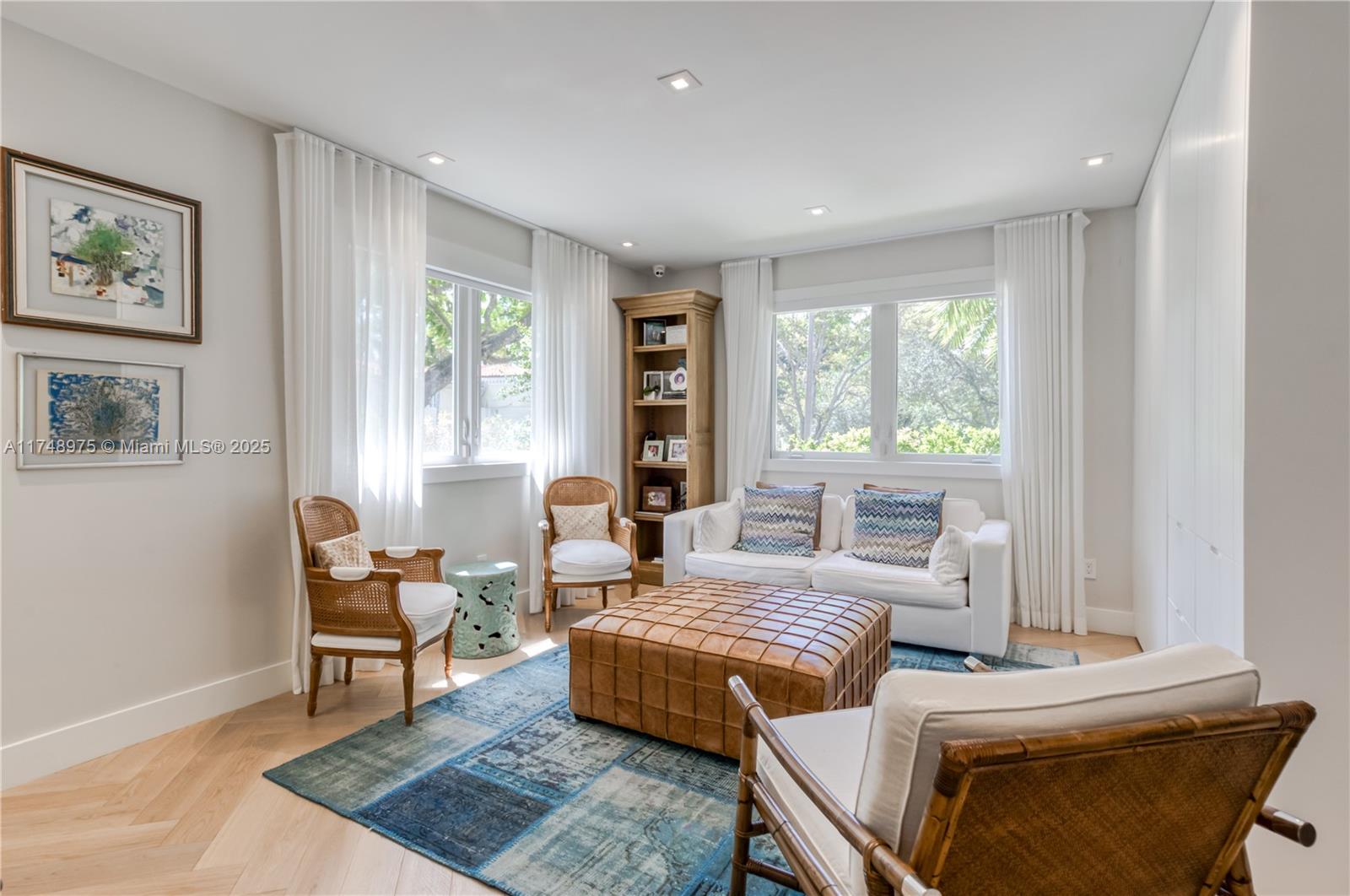 907 Jeronimo Drive Coral Gables, FL 33146 - Photo 31 of 64