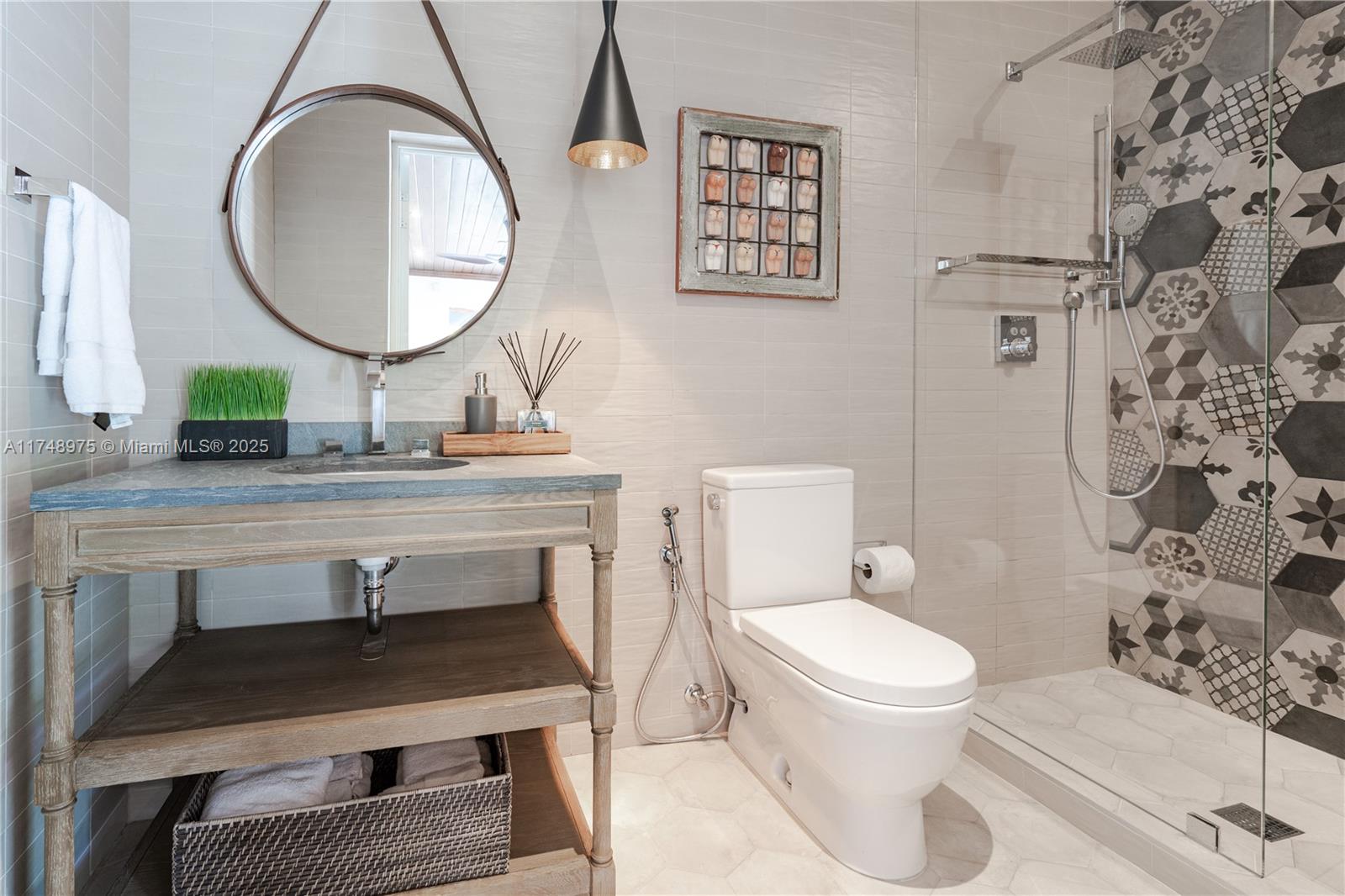 907 Jeronimo Drive Coral Gables, FL 33146 - Photo 48 of 64