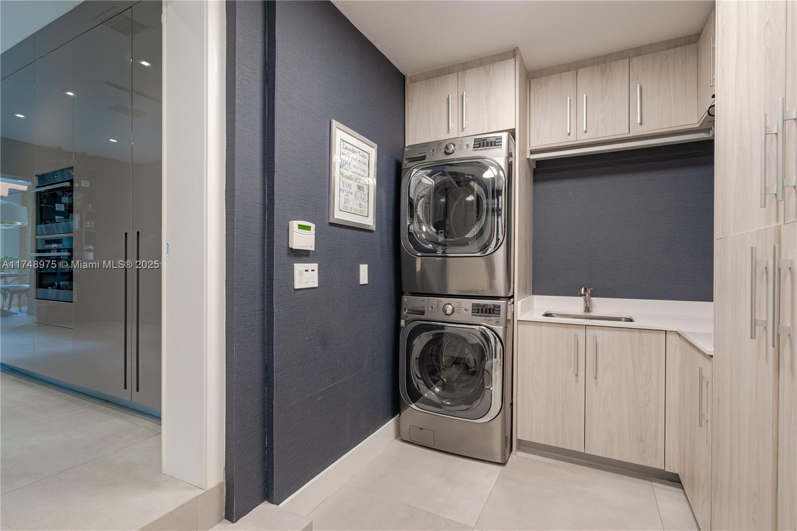 907 Jeronimo Drive Coral Gables, FL 33146 - Photo 52 of 64