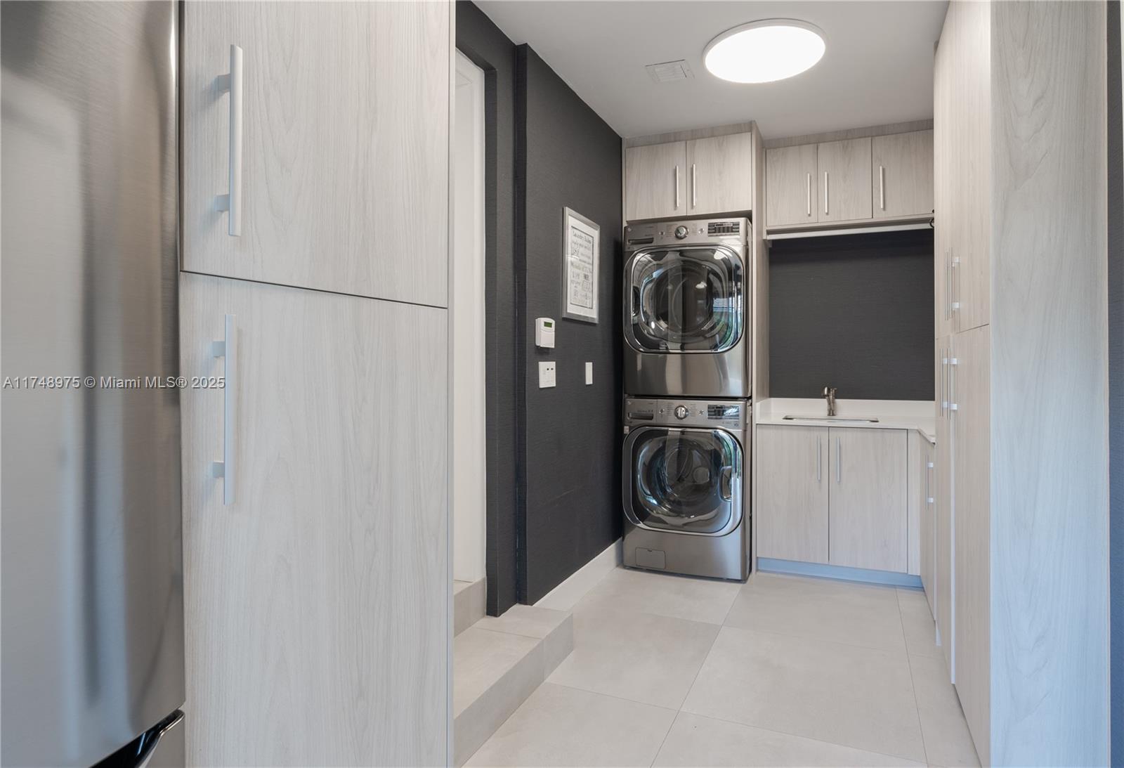 907 Jeronimo Drive Coral Gables, FL 33146 - Photo 53 of 64