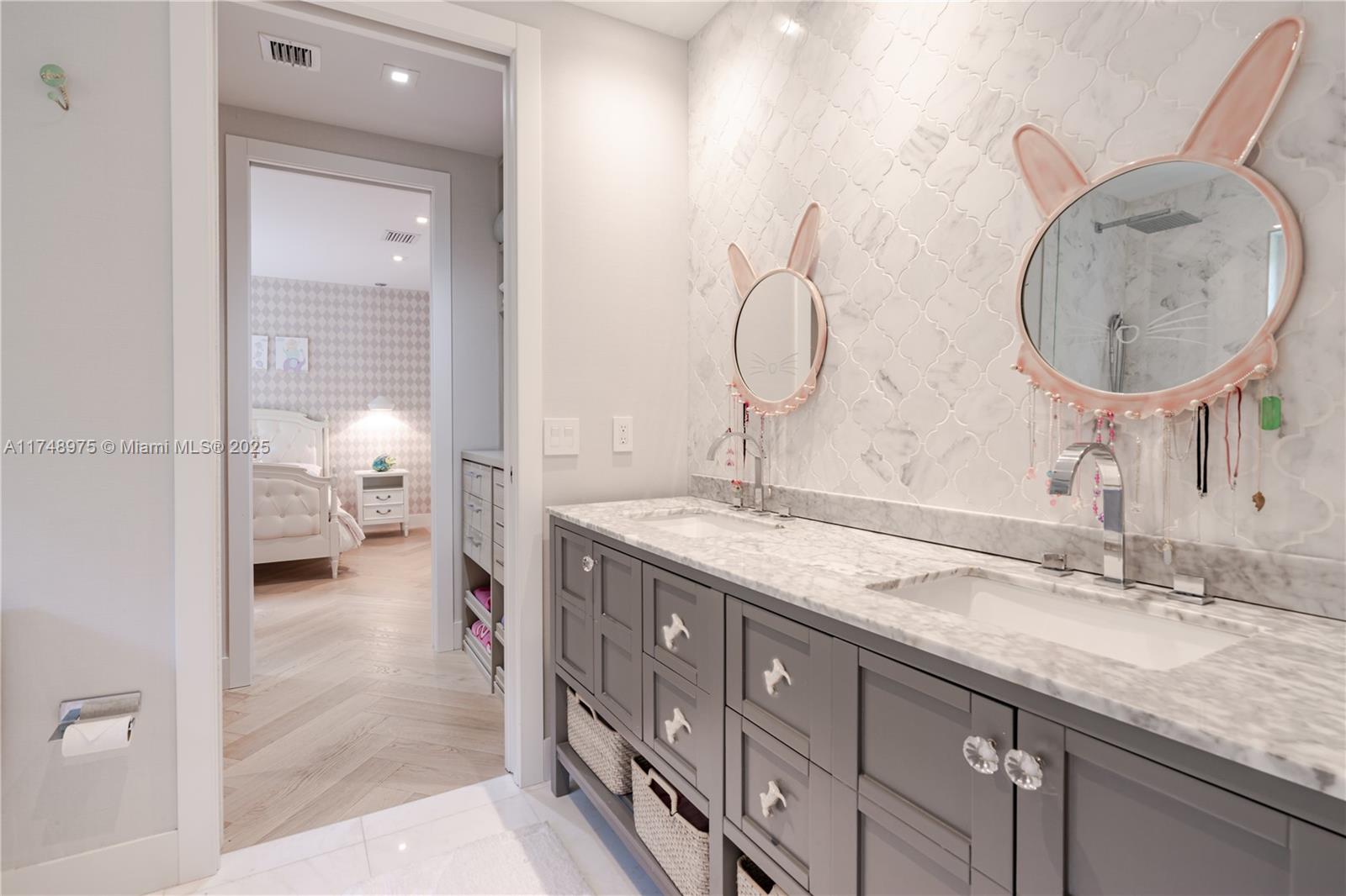 907 Jeronimo Drive Coral Gables, FL 33146 - Photo 62 of 64