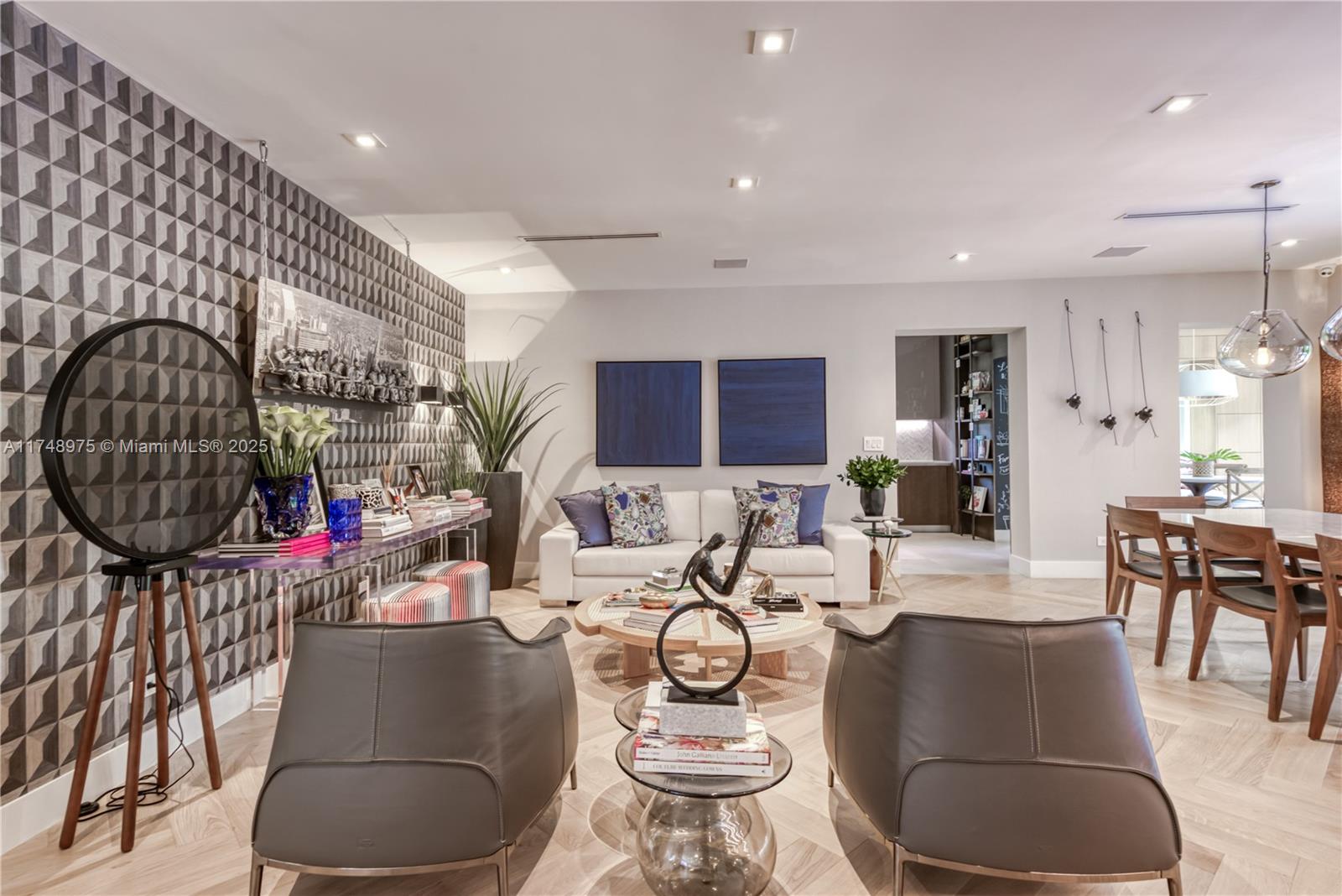 907 Jeronimo Drive Coral Gables, FL 33146 - Photo 9 of 64