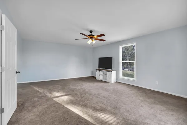 $540,000 | 1917 Graceland Drive, Goodlettsville, TN 37072